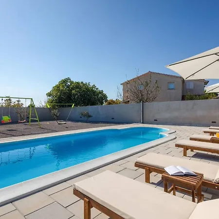 Villa Petra Kastela